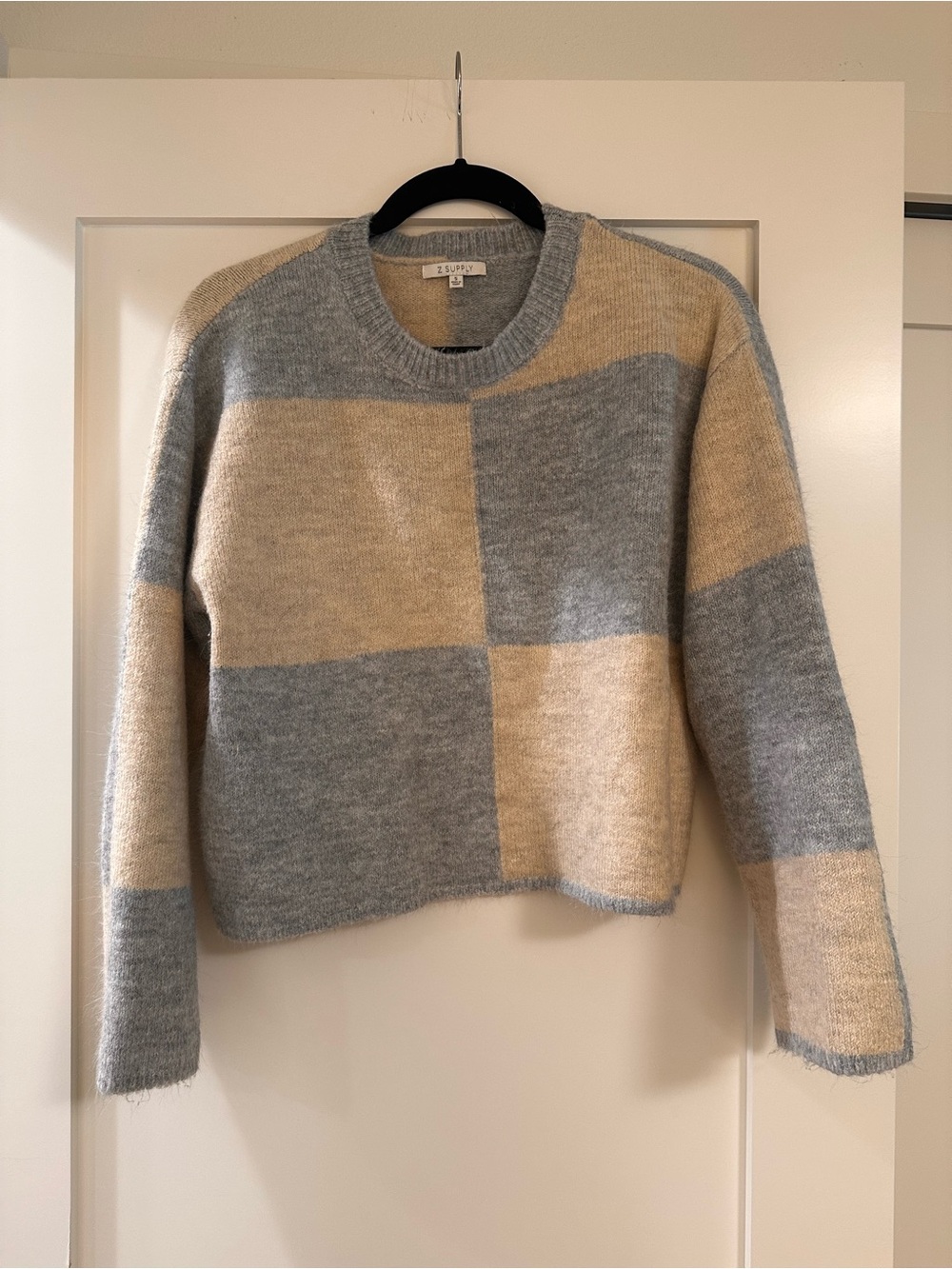 Z Supply Colorblock Crewneck Sweater in light blue  & Cream